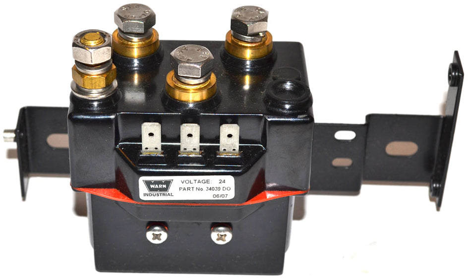 CONTACTOR