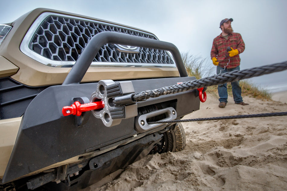 FLATLINK MULTIMOUNT WINCH SHACKLE MOUNT -- YELLOW