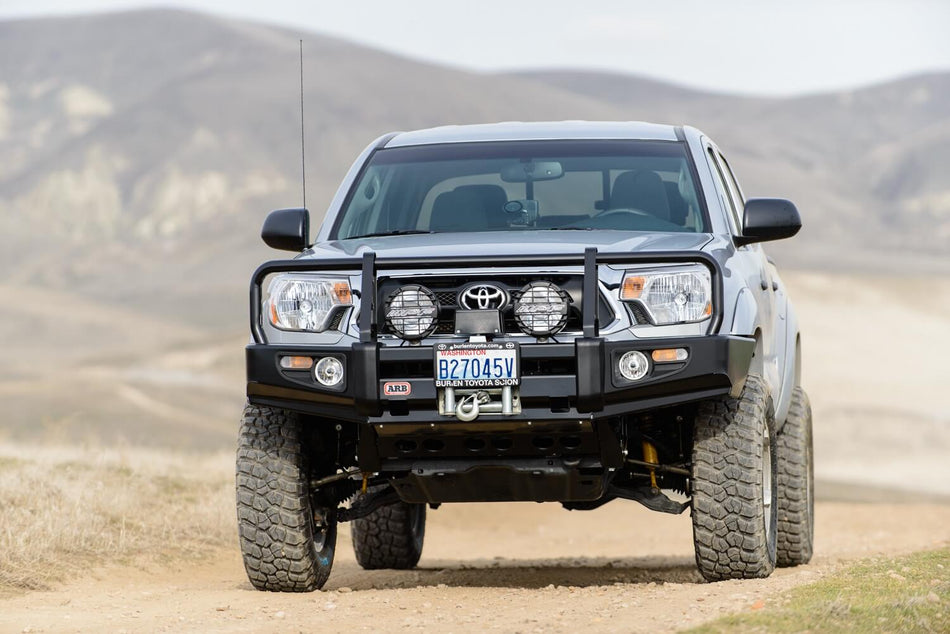 ARB 3423140 Deluxe Front Bumper with Bull Bar for Toyota Tacoma 2012-2015