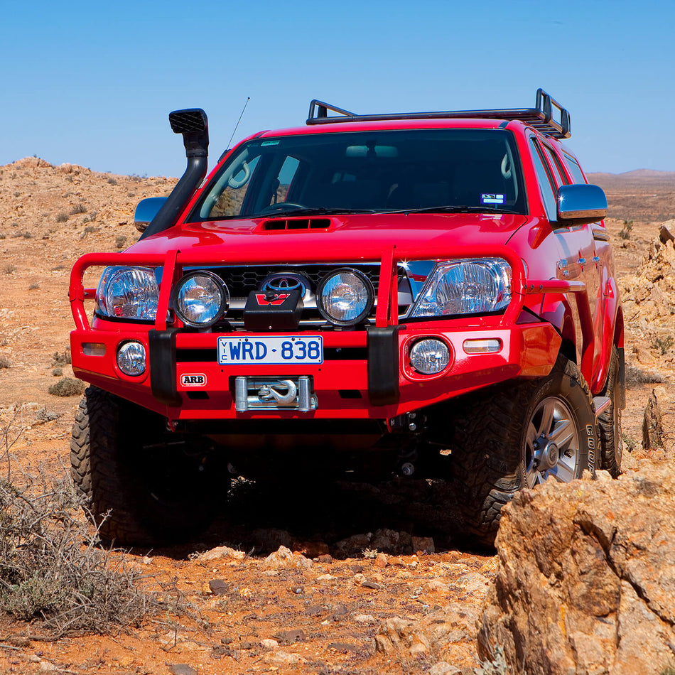 ARB 3214510 Deluxe Front Bumper with Bull Bar for Toyota Hilux 2005-2011