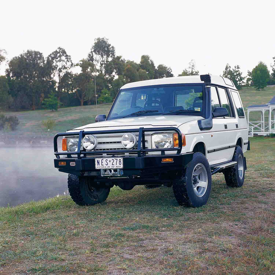 ARB 3432050 Deluxe Front Bumper with Bull Bar for Land Rover Discovery 1994-1998